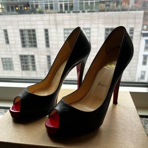 Christian Louboutin Very Prive 120 Kid/Patent Calf Toe Pumps Black/Red Size 38.5